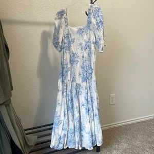 Old navy blue floral tiered midi